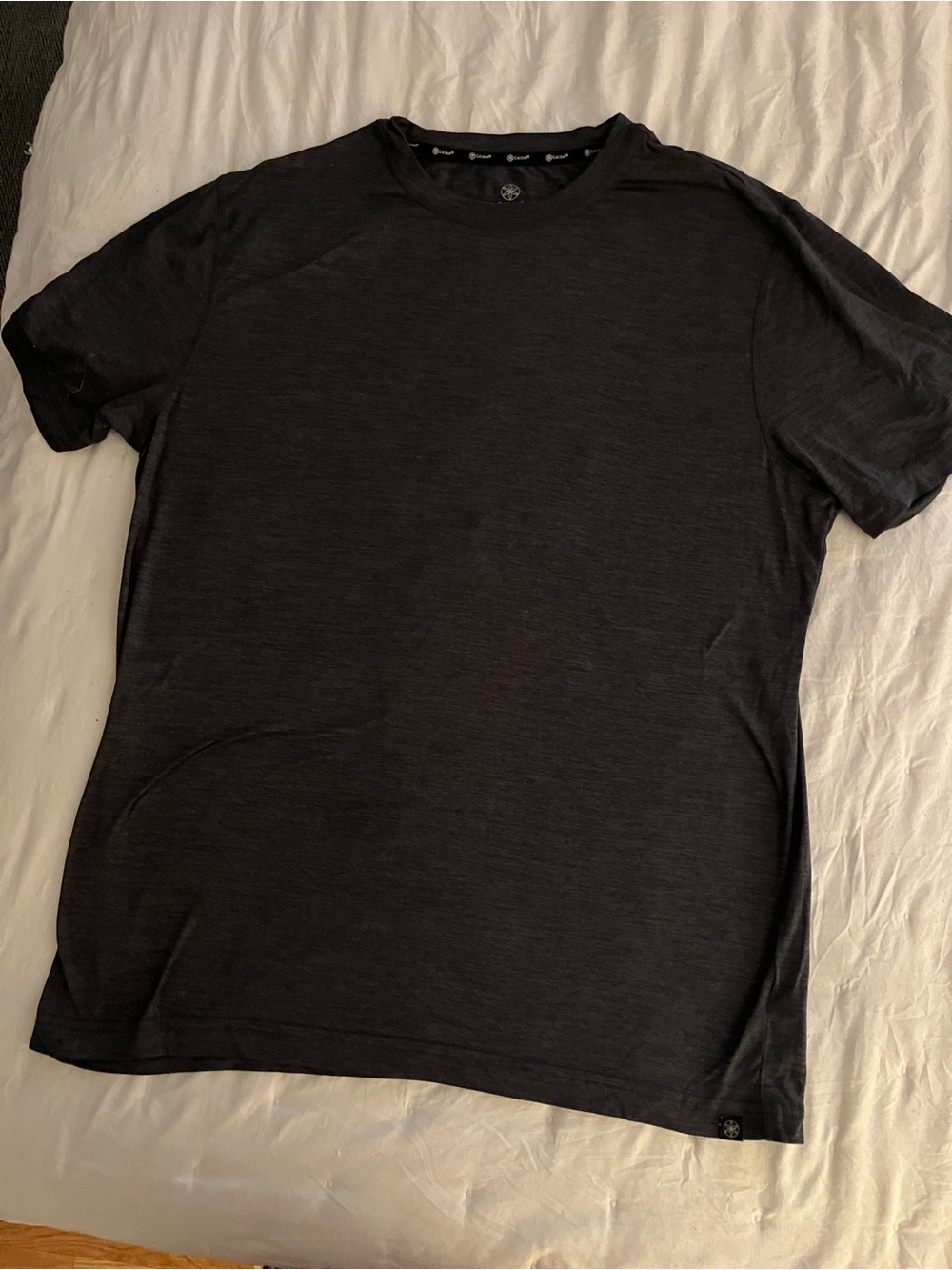 GAIAM Men's Black Short Sleeve Crew Neck Tee